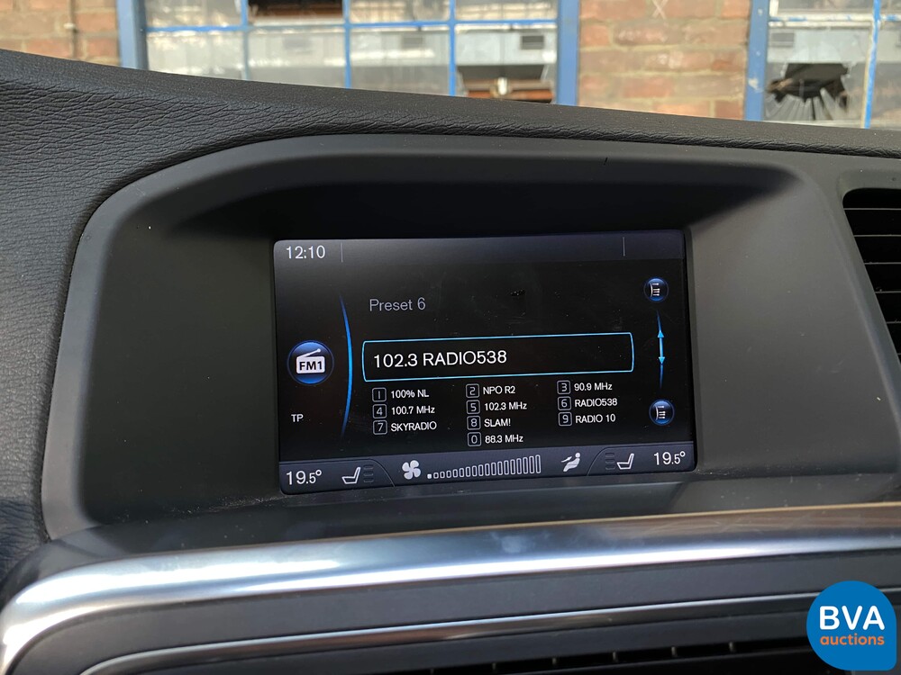 Volvo V60 2.4 D6 AWD Plug-In Hybrid Summum 2013 -Origineel NL-, 8-SKS-97