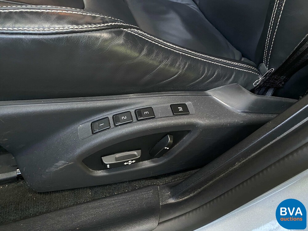 Volvo V60 2.4 D6 AWD Plug-In Hybrid Summum 2013 -Origineel NL-, 8-SKS-97