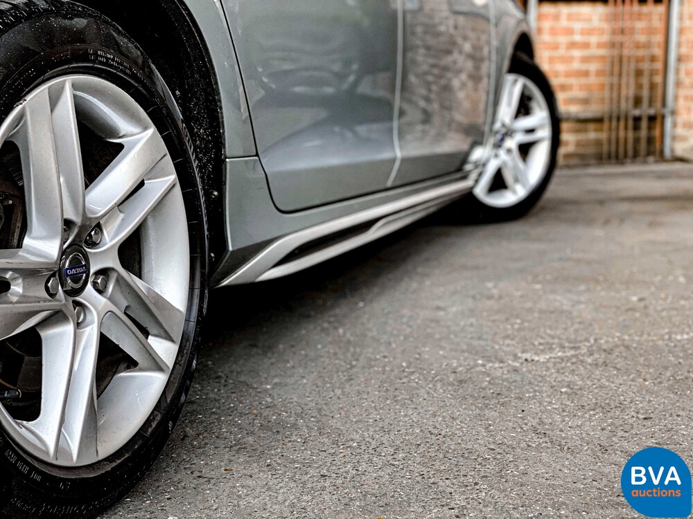 Volvo V60 2.4 D6 AWD Plug-In Hybrid Summum 2013 -Origineel NL-, 8-SKS-97