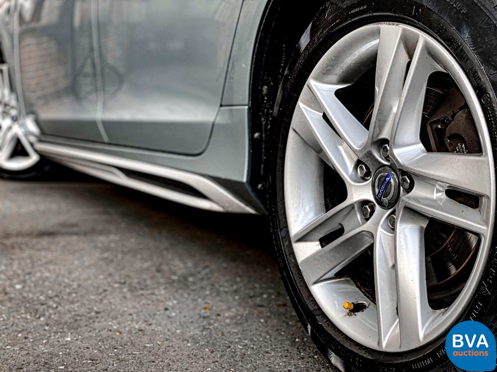 Volvo V60 2.4 D6 AWD Plug-In Hybrid Summum 2013 -Origineel NL-, 8-SKS-97