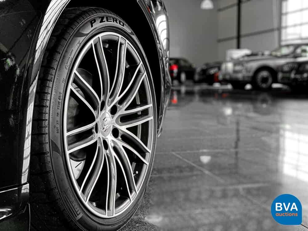 Porsche Panamera 2.9 V6 Bi-Turbo Plug-In Hybrid PDK 462pk Sport-Chrono 2018.