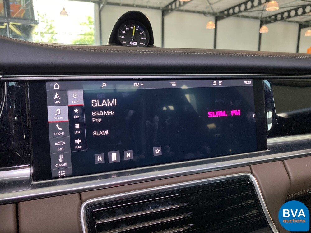 Porsche Panamera 2.9 V6 Bi-Turbo Plug-In Hybrid PDK 462pk Sport-Chrono 2018.