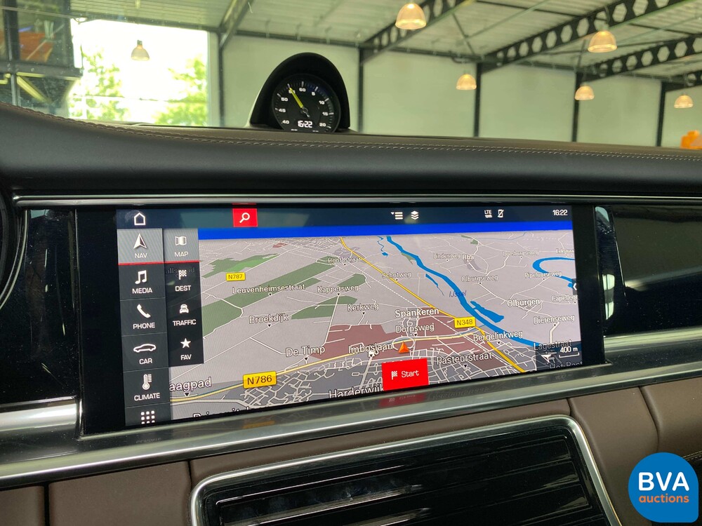 Porsche Panamera 2.9 V6 Bi-Turbo Plug-In Hybrid PDK 462pk Sport-Chrono 2018.