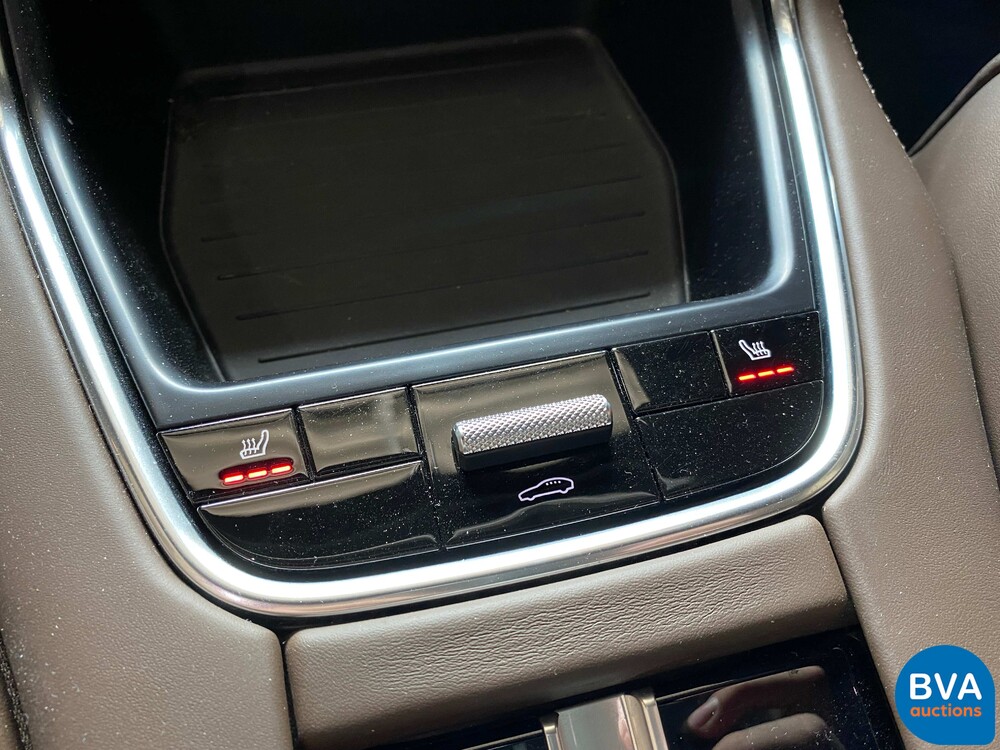 Porsche Panamera 2.9 V6 Bi-Turbo Plug-In Hybrid PDK 462pk Sport-Chrono 2018.