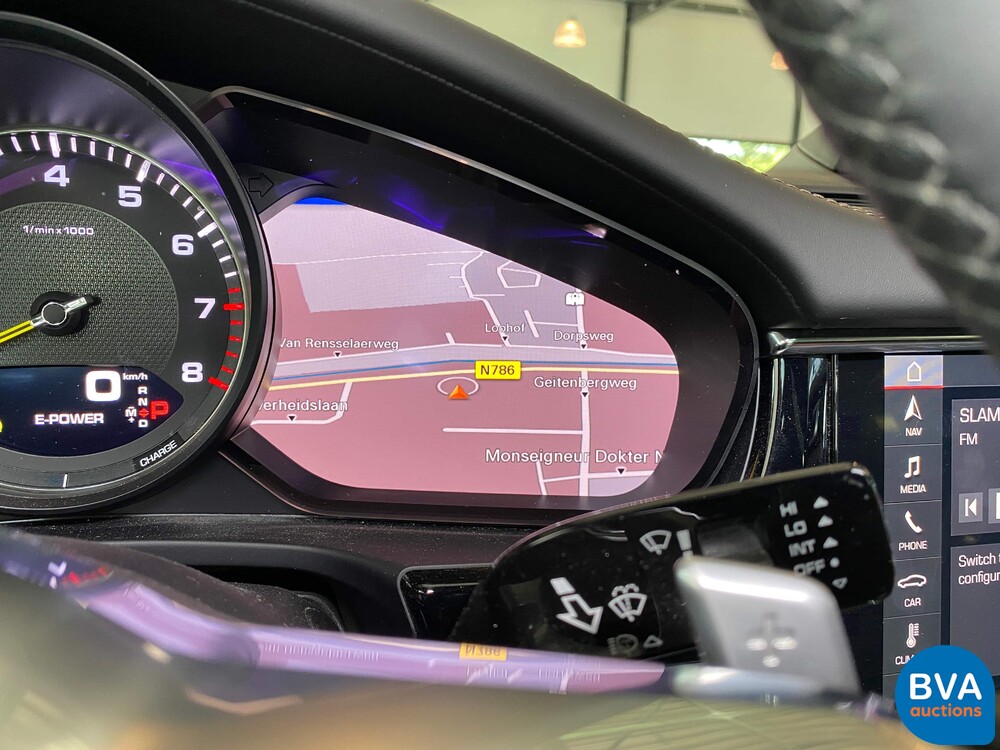Porsche Panamera 2.9 V6 Bi-Turbo Plug-In Hybrid PDK 462pk Sport-Chrono 2018.