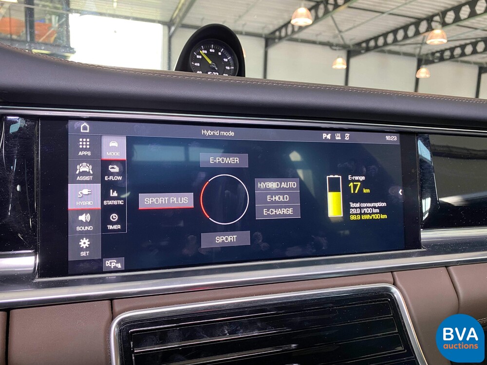 Porsche Panamera 2.9 V6 Bi-Turbo Plug-In Hybrid PDK 462pk Sport-Chrono 2018.