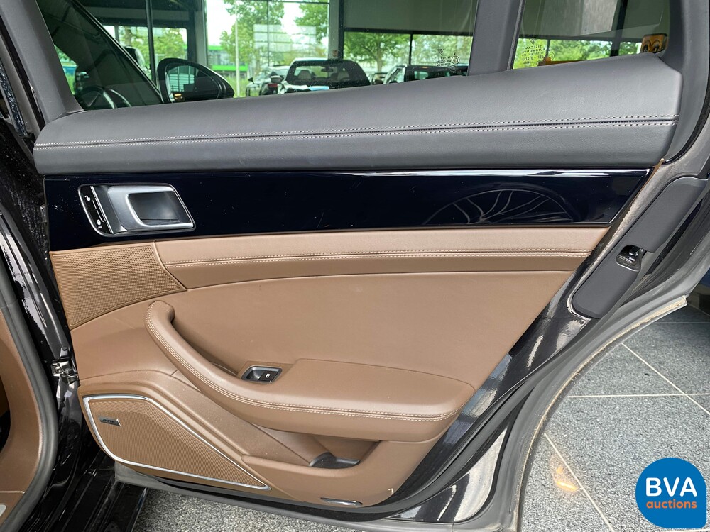Porsche Panamera 2.9 V6 Bi-Turbo Plug-In Hybrid PDK 462pk Sport-Chrono 2018.