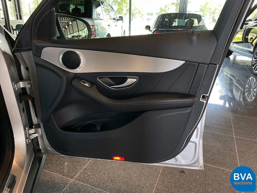 Mercedes-Benz GLC220d 4Matic Ambition 170pk 2015 -Original NL-, HG-845-D.