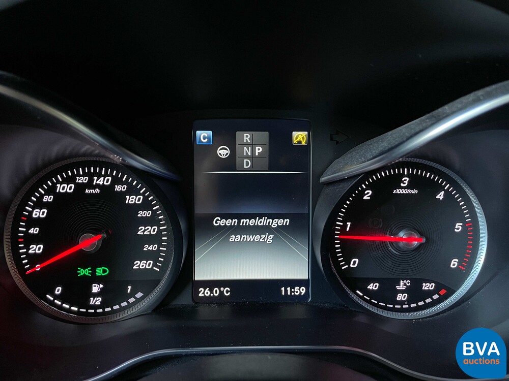 Mercedes-Benz GLC220d 4Matic Ambition 170pk 2015 -Original NL-, HG-845-D.