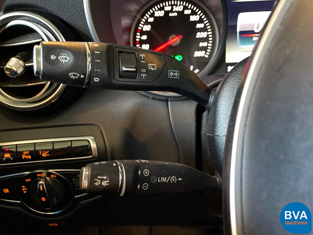 Mercedes-Benz GLC220d 4Matic Ambition 170pk 2015 -Original NL-, HG-845-D.