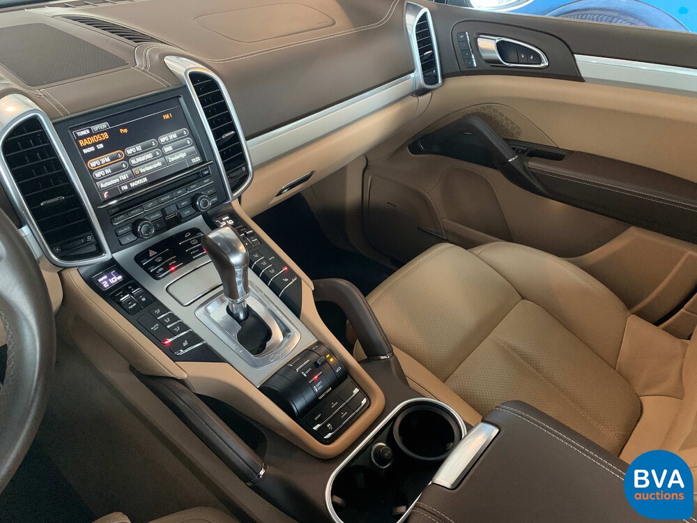 Porsche Cayenne 3.0 S E-Hybrid 462pk 2015 Plug-in Hybride -Org NL- 8-ZHF-83