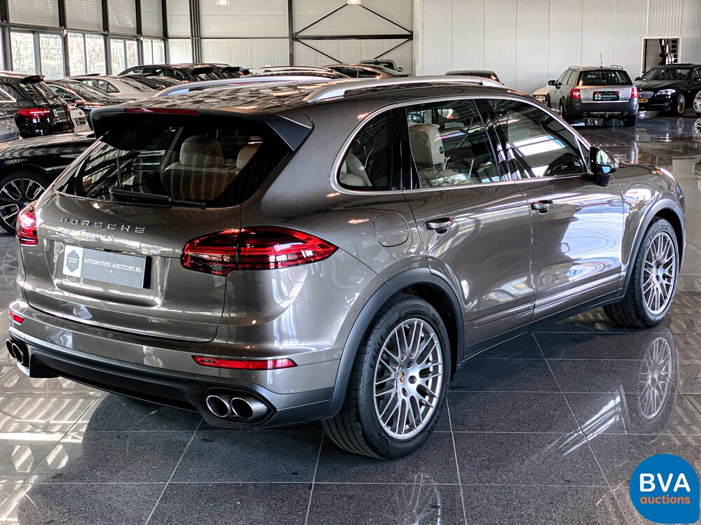 Porsche Cayenne 3.0 S E-Hybrid 462pk 2015 Plug-in Hybride -Org NL- 8-ZHF-83