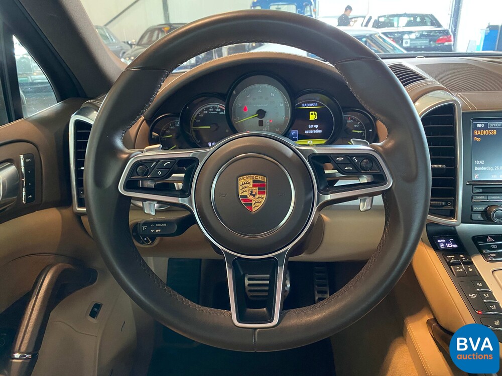 Porsche Cayenne 3.0 S E-Hybrid 462pk 2015 Plug-in Hybride -Org NL- 8-ZHF-83