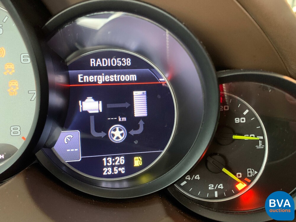 Porsche Cayenne 3.0 S E-Hybrid 462pk 2015 Plug-in Hybride -Org NL- 8-ZHF-83