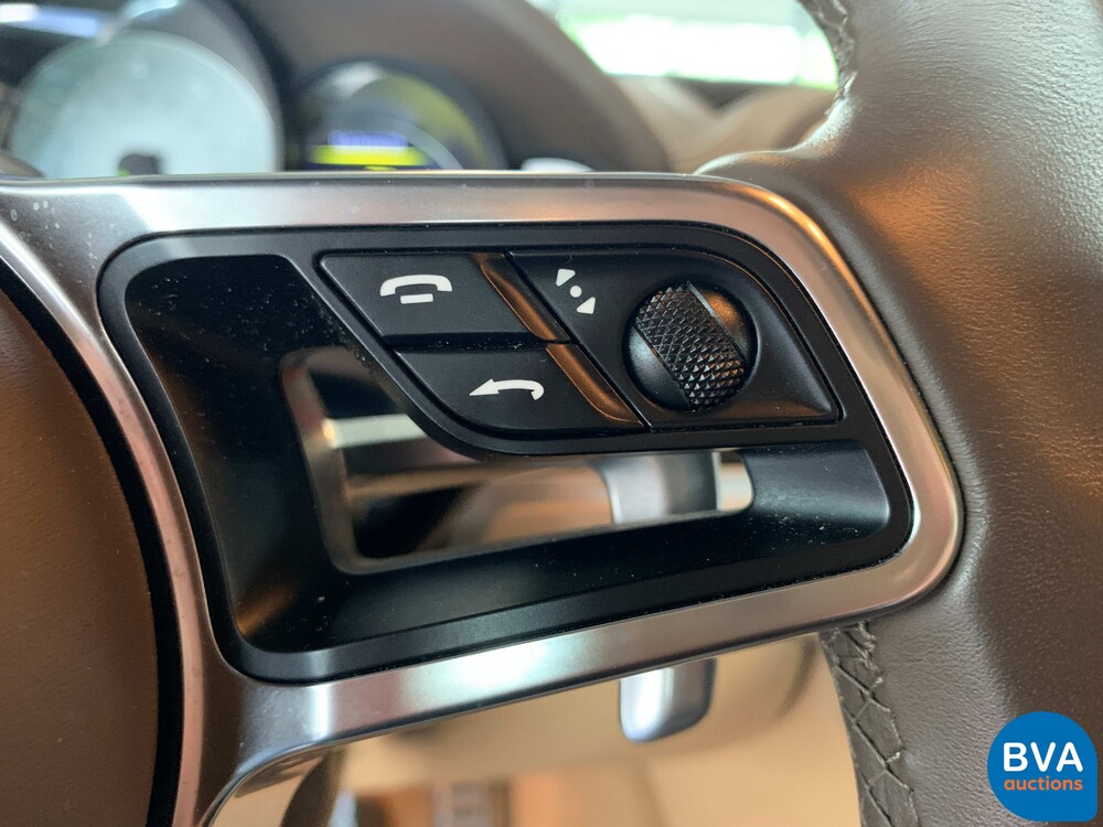 Porsche Cayenne 3.0 S E-Hybrid 462pk 2015 Plug-in Hybride -Org NL- 8-ZHF-83
