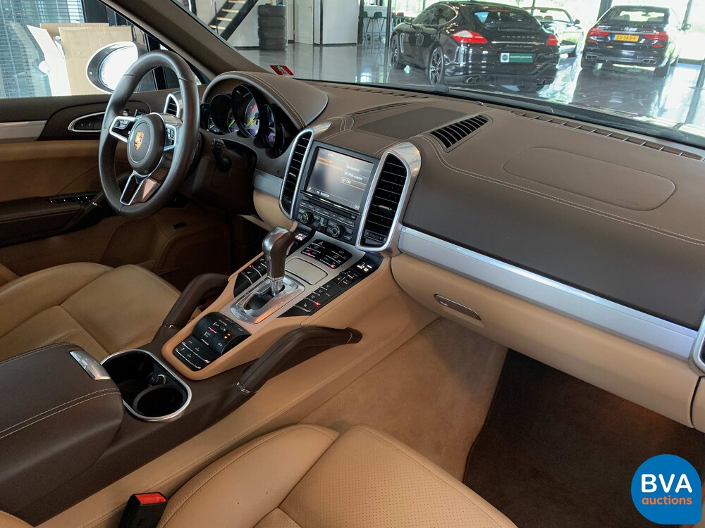 Porsche Cayenne 3.0 S E-Hybrid 462pk 2015 Plug-in Hybride -Org NL- 8-ZHF-83