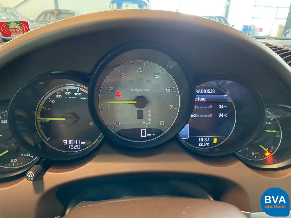 Porsche Cayenne 3.0 S E-Hybrid 462pk 2015 Plug-in Hybride -Org NL- 8-ZHF-83
