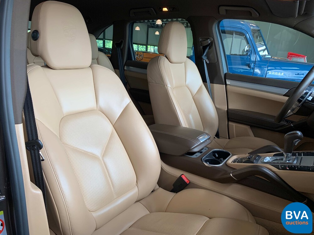 Porsche Cayenne 3.0 S E-Hybrid 462pk 2015 Plug-in Hybride -Org NL- 8-ZHF-83