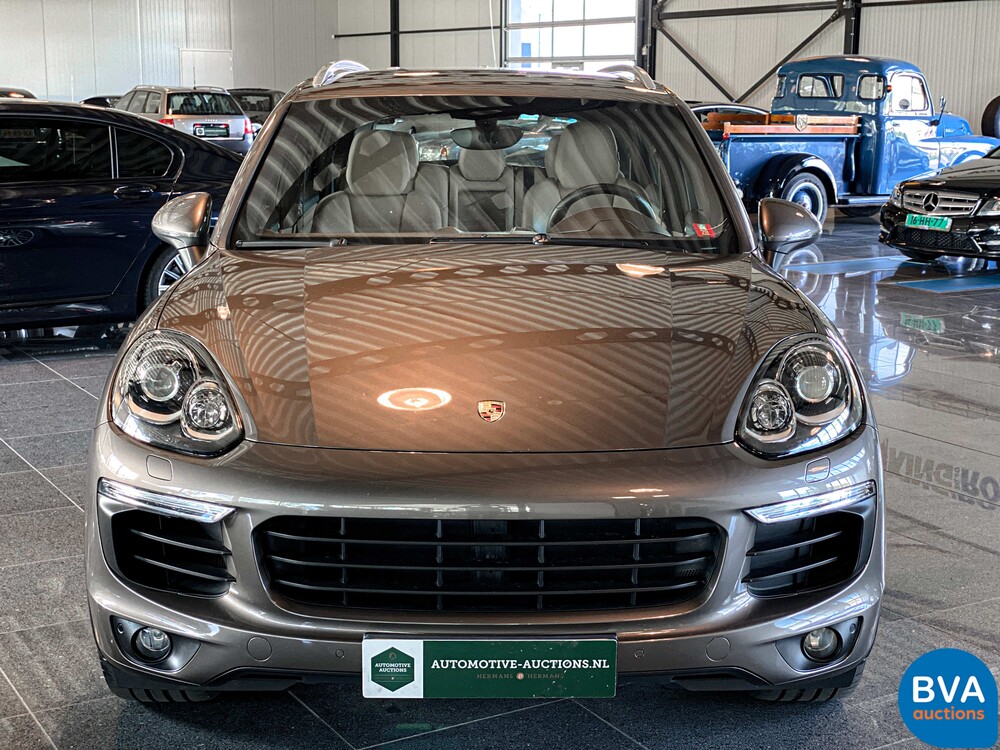 Porsche Cayenne 3.0 S E-Hybrid 462pk 2015 Plug-in Hybride -Org NL- 8-ZHF-83