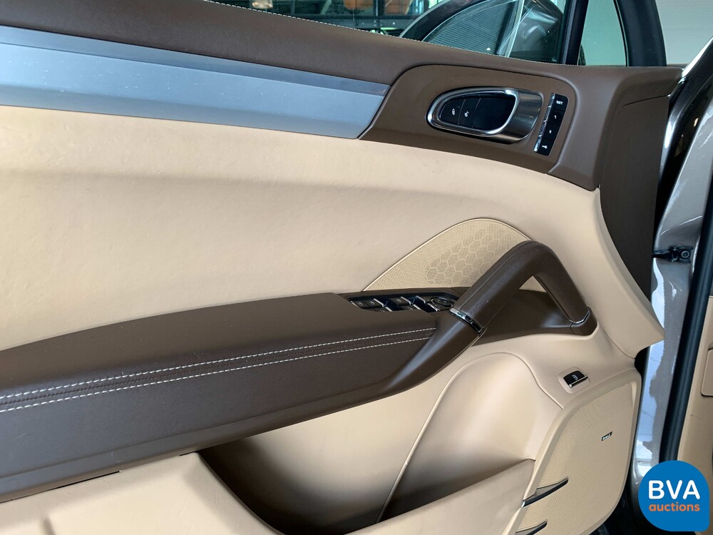 Porsche Cayenne 3.0 S E-Hybrid 462pk 2015 Plug-in Hybride -Org NL- 8-ZHF-83