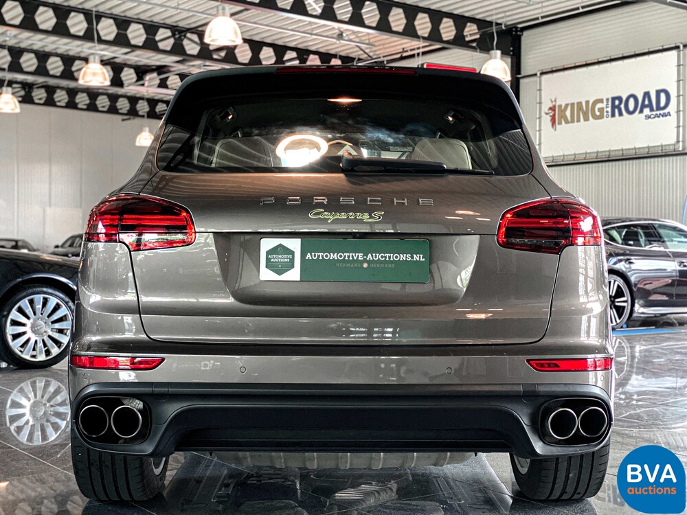 Porsche Cayenne 3.0 S E-Hybrid 462pk 2015 Plug-in Hybride -Org NL- 8-ZHF-83