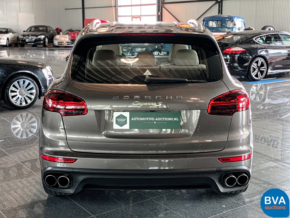 Porsche Cayenne 3.0 S E-Hybrid 462pk 2015 Plug-in Hybride -Org NL- 8-ZHF-83