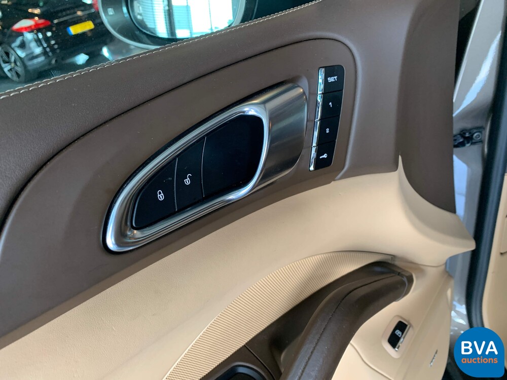 Porsche Cayenne 3.0 S E-Hybrid 462pk 2015 Plug-in Hybride -Org NL- 8-ZHF-83