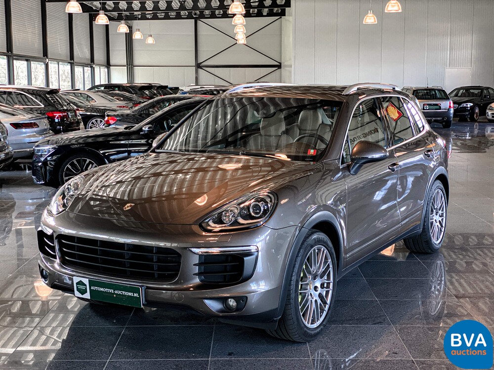 Porsche Cayenne 3.0 S E-Hybrid 462pk 2015 Plug-in Hybride -Org NL- 8-ZHF-83