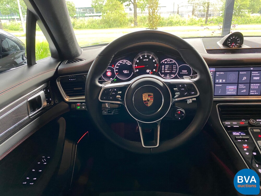 Porsche Panamera 4.0 GTS Sportchrono 460pk 2019, NL-kenteken