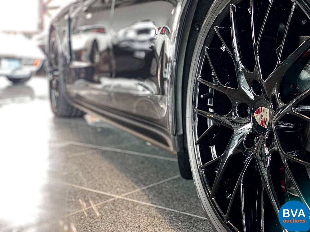 Porsche Panamera 4.0 GTS Sportchrono 460pk 2019, NL-kenteken