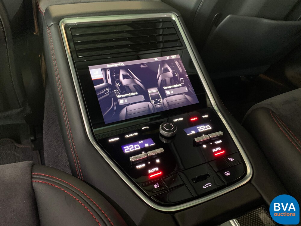 Porsche Panamera 4.0 GTS Sportchrono 460pk 2019, NL-kenteken