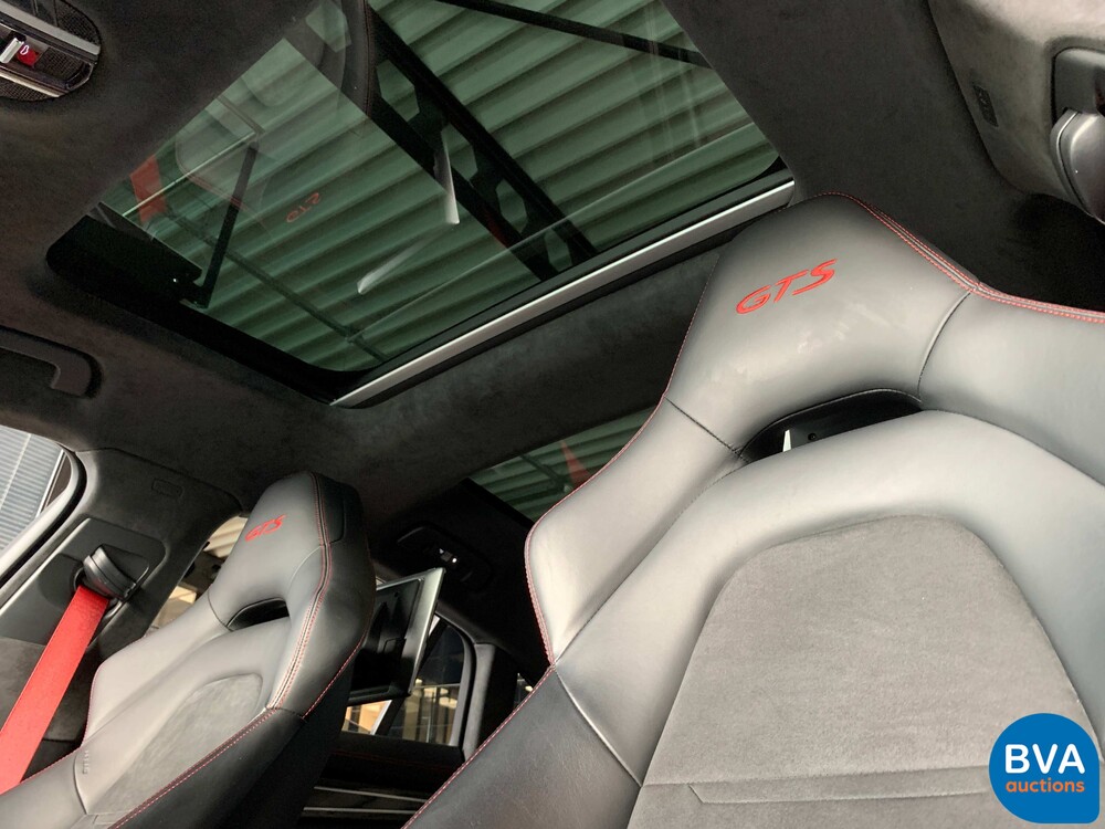 Porsche Panamera 4.0 GTS Sportchrono 460pk 2019, NL-kenteken