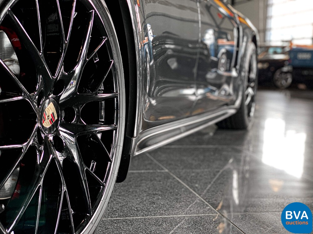 Porsche Panamera 4.0 GTS Sportchrono 460pk 2019, NL-kenteken