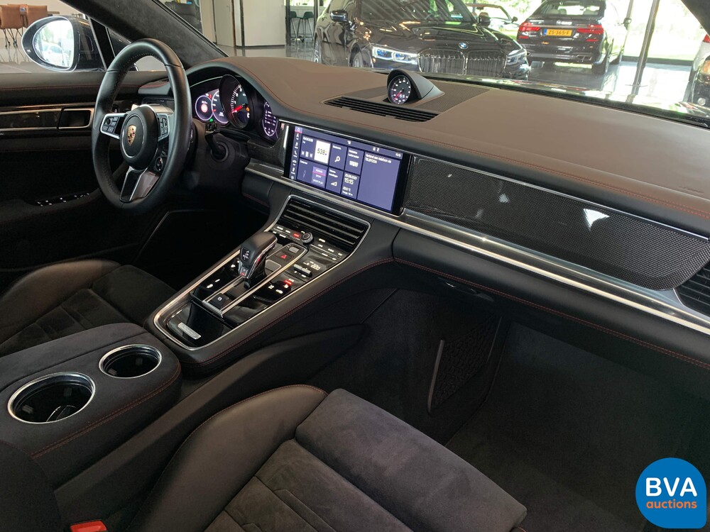 Porsche Panamera 4.0 GTS Sportchrono 460pk 2019, NL-kenteken