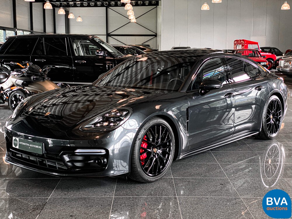 Porsche Panamera 4.0 GTS Sportchrono 460pk 2019, NL-kenteken