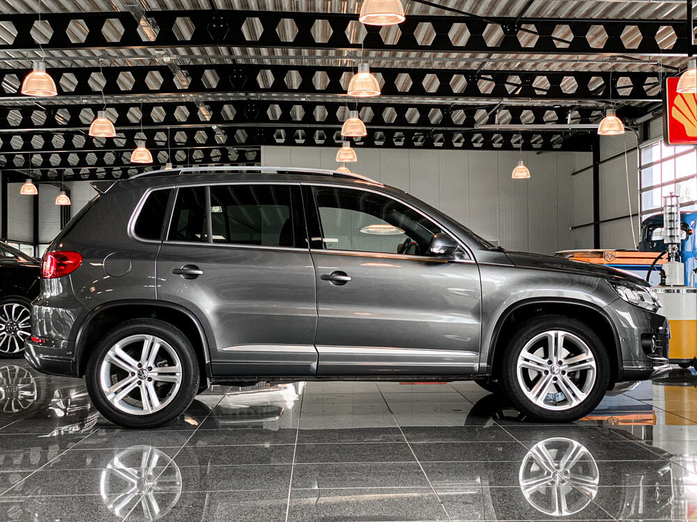 Volkswagen Tiguan 1.4 TSI R-Line Edition 150hp 2015 -Org. NL-, HD-114-G.