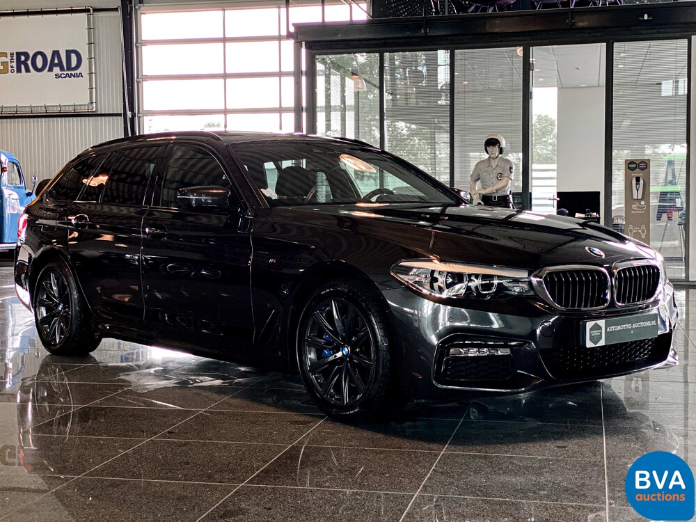 BMW 530d 5-serie Touring High Executive M-sport 265pk 2018, ZT-686-P