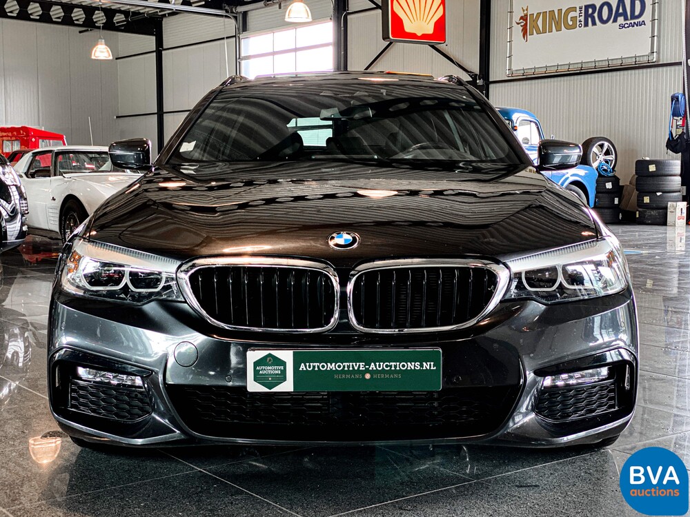 BMW 530d 5-serie Touring High Executive M-sport 265pk 2018, ZT-686-P