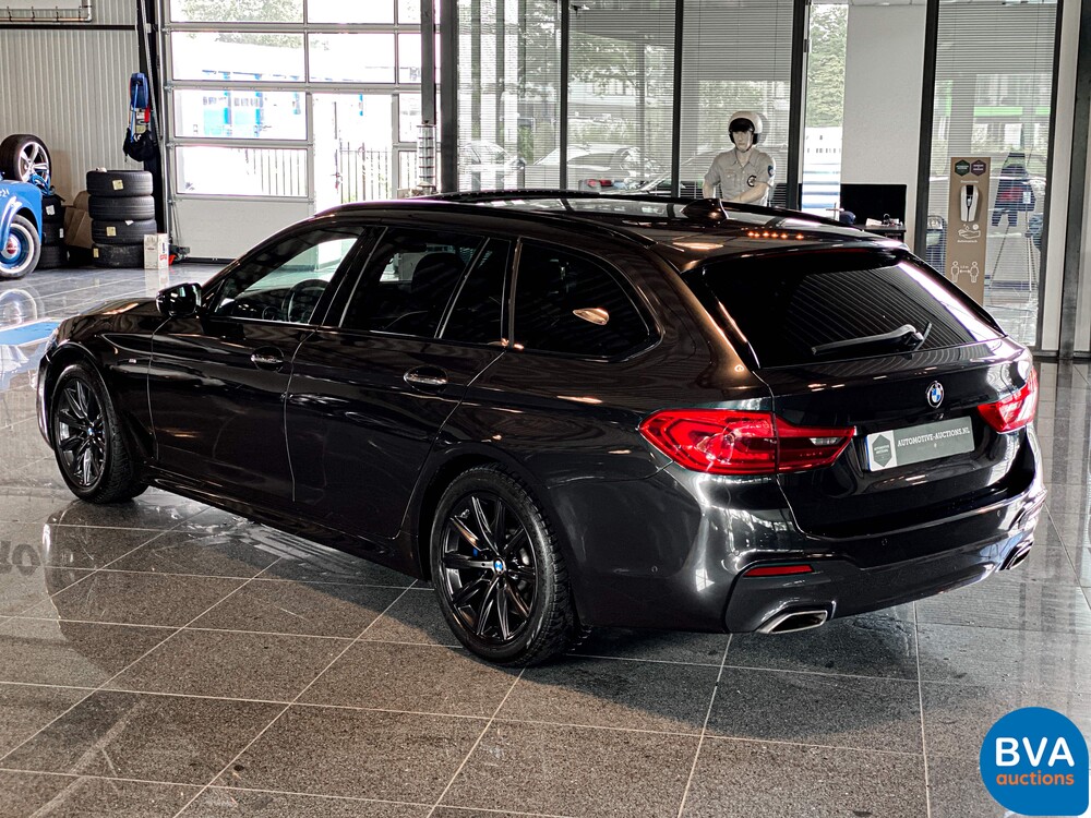 BMW 530d 5-serie Touring High Executive M-sport 265pk 2018, ZT-686-P