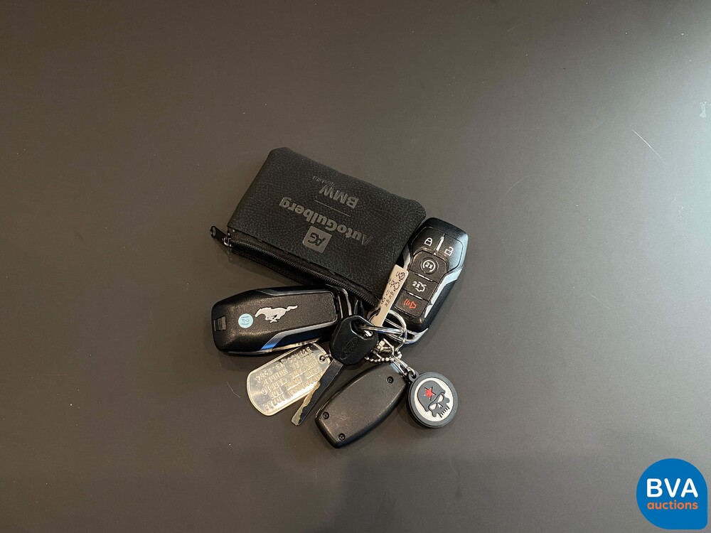 Ford Mustang Convertible 309hp 2015 SPECIAL, XS-112-J.