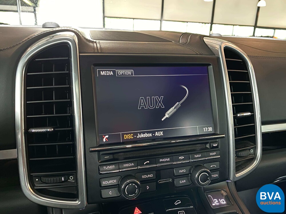 Porsche Cayenne 3.0 S E-Hybrid 462pk 2014, -Org NL- 8-XZR-10.