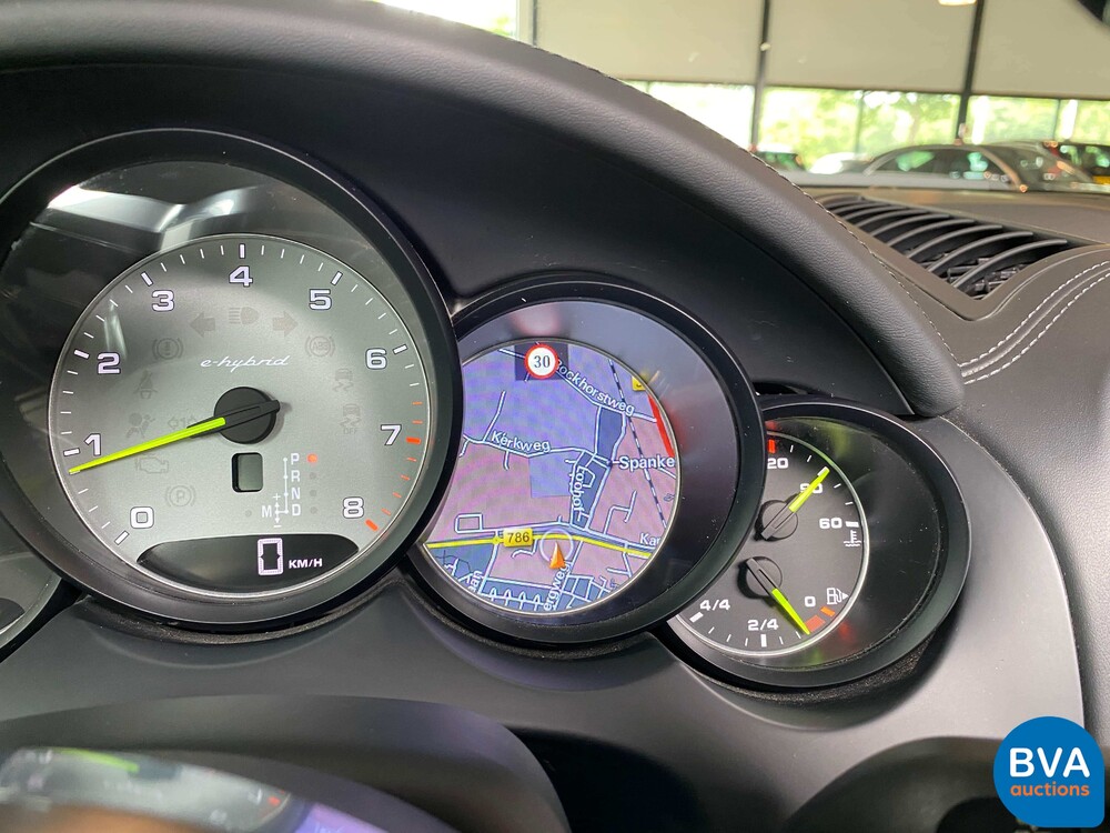 Porsche Cayenne 3.0 S E-Hybrid 462pk 2014, -Org NL- 8-XZR-10.