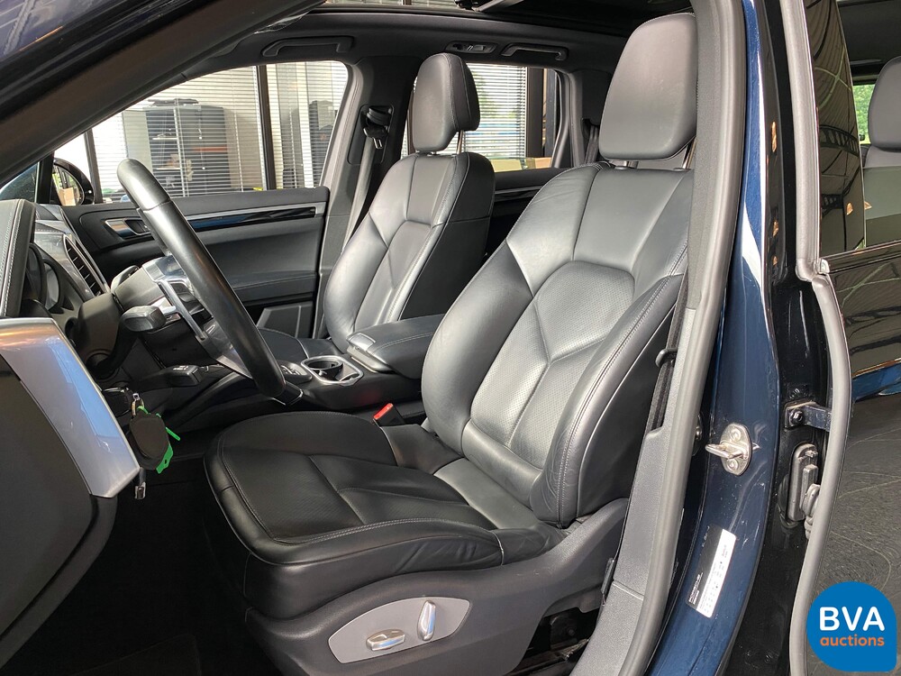 Porsche Cayenne 3.0 S E-Hybrid 462pk 2014, -Org NL- 8-XZR-10.