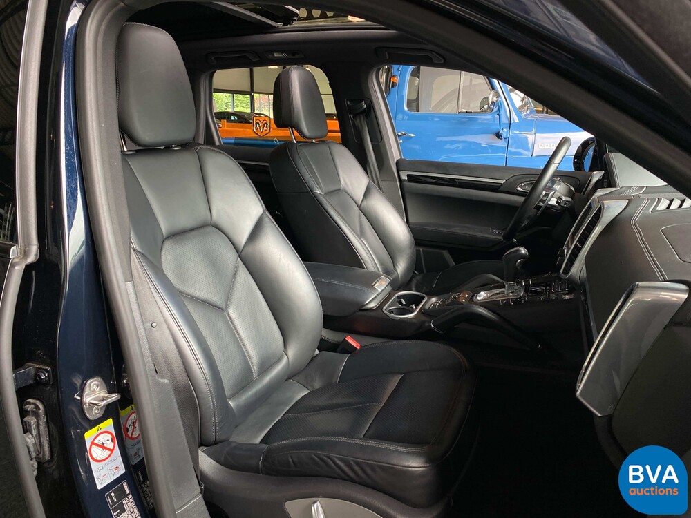 Porsche Cayenne 3.0 S E-Hybrid 462pk 2014, -Org NL- 8-XZR-10.