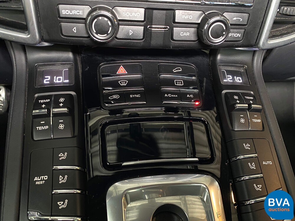 Porsche Cayenne 3.0 S E-Hybrid 462pk 2014, -Org NL- 8-XZR-10.