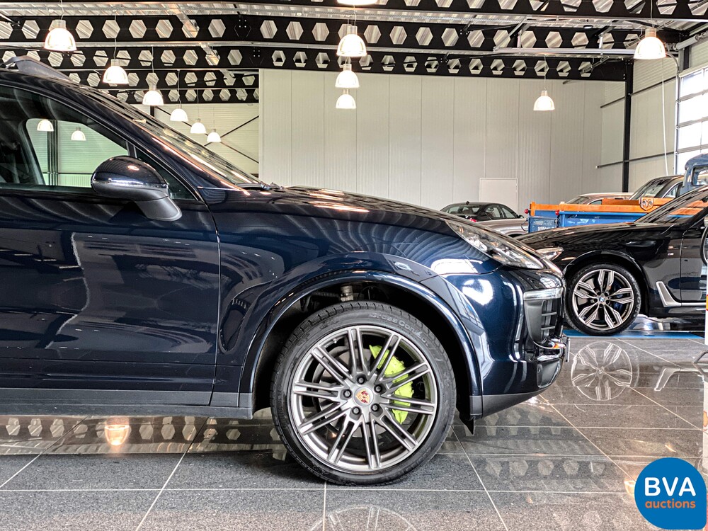 Porsche Cayenne 3.0 S E-Hybrid 462pk 2014, -Org NL- 8-XZR-10.