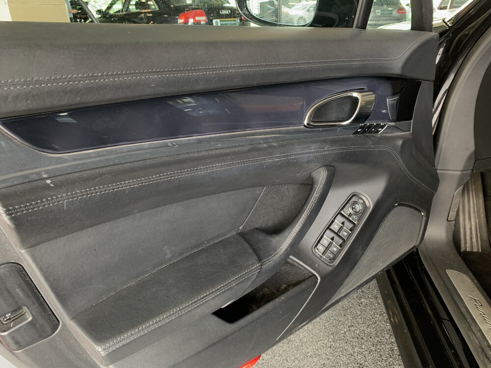 Porsche Panamera3.0 V6 S-Hybrid 3.0 333 PS 2011 Plug-In Hybrid NW-Modell, 27-ZSP-9.