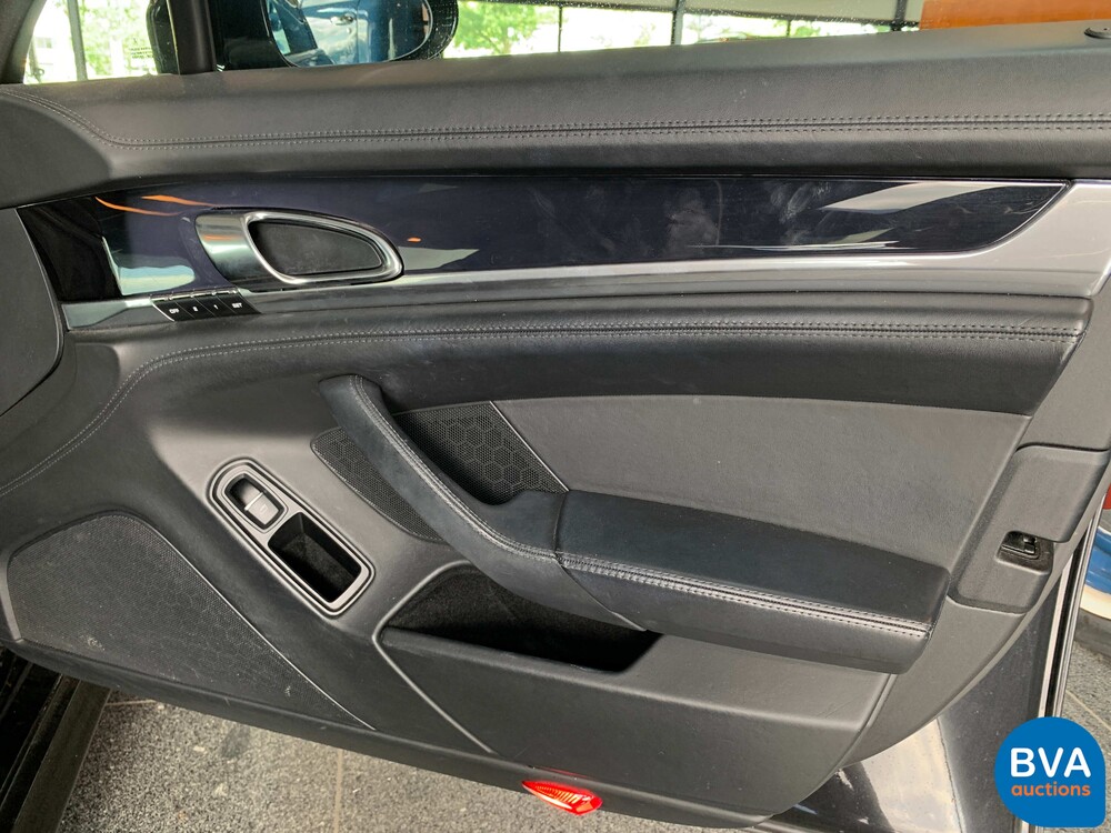 Porsche Panamera3.0 V6 S-Hybrid 3.0 333 PS 2011 Plug-In Hybrid NW-Modell, 27-ZSP-9.