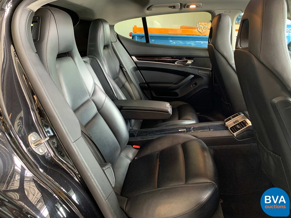Porsche Panamera3.0 V6 S-Hybrid 3.0 333 PS 2011 Plug-In Hybrid NW-Modell, 27-ZSP-9.
