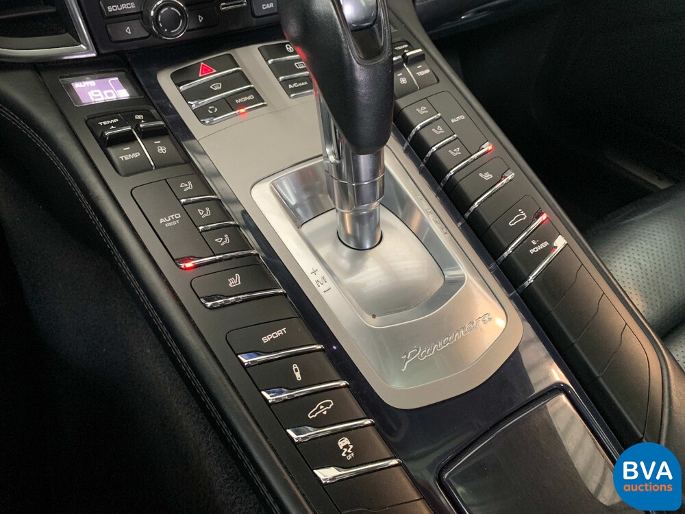 Porsche Panamera3.0 V6 S-Hybrid 3.0 333 PS 2011 Plug-In Hybrid NW-Modell, 27-ZSP-9.